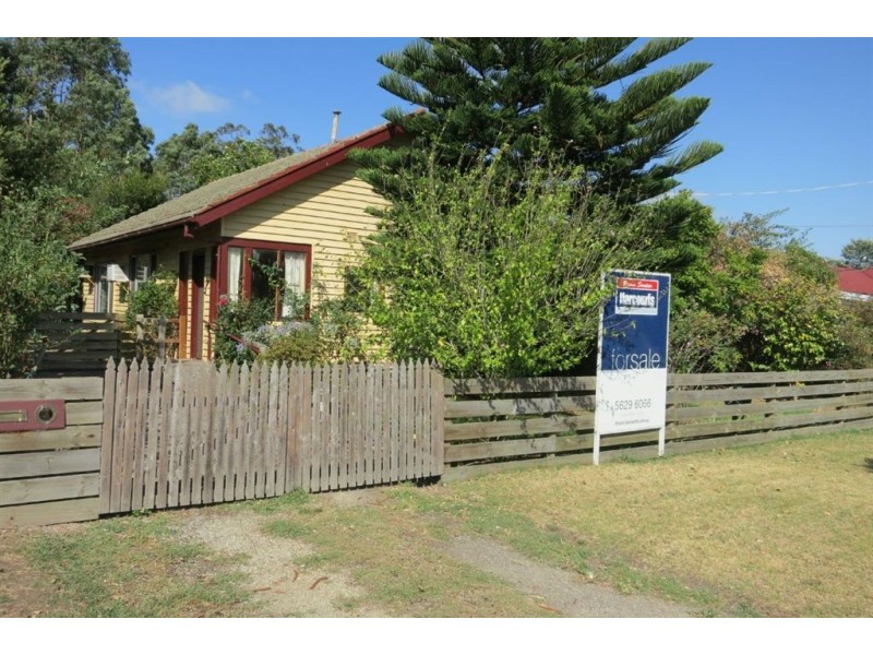 24 Gardner Street, Longwarry VIC 3816