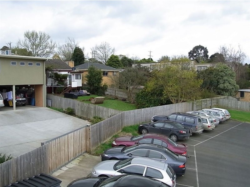 6 Sinclair Street, Drouin VIC 3818