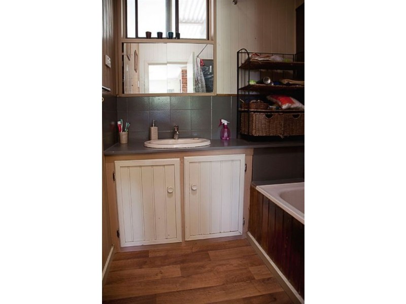 33 Riverside Road, Bunyip VIC 3815