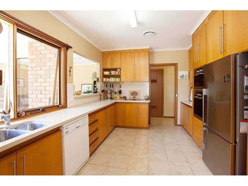 345 Main South Road, Drouin South VIC 3818