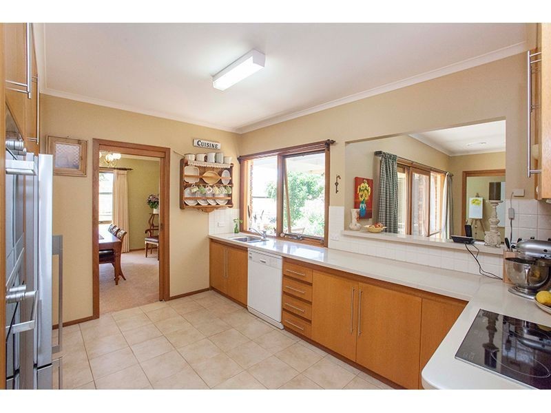 345 Main South Road, Drouin South VIC 3818