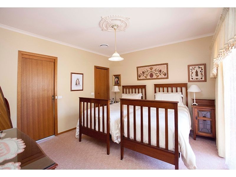 345 Main South Road, Drouin South VIC 3818