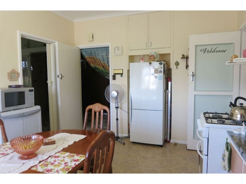 17 Morton Avenue, Drouin VIC 3818