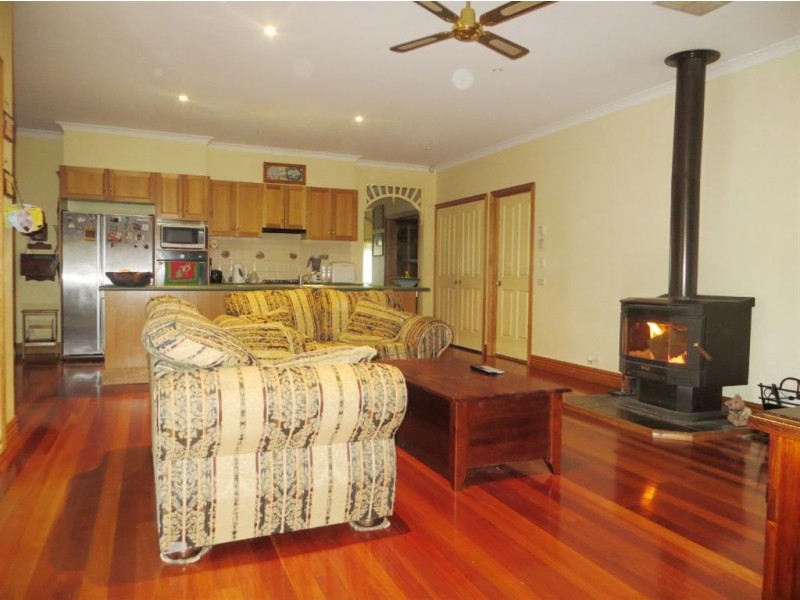 22 Nottingham Court, Drouin VIC 3818