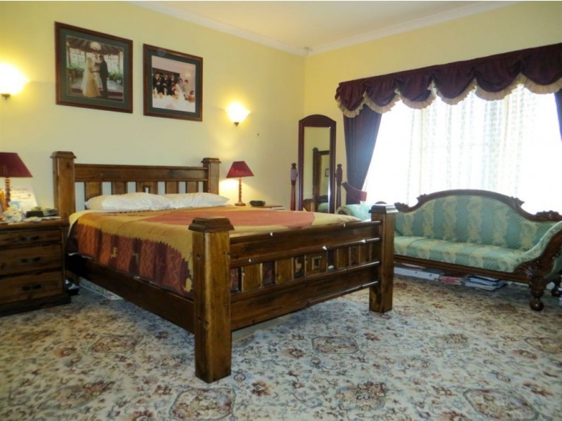 22 Nottingham Court, Drouin VIC 3818