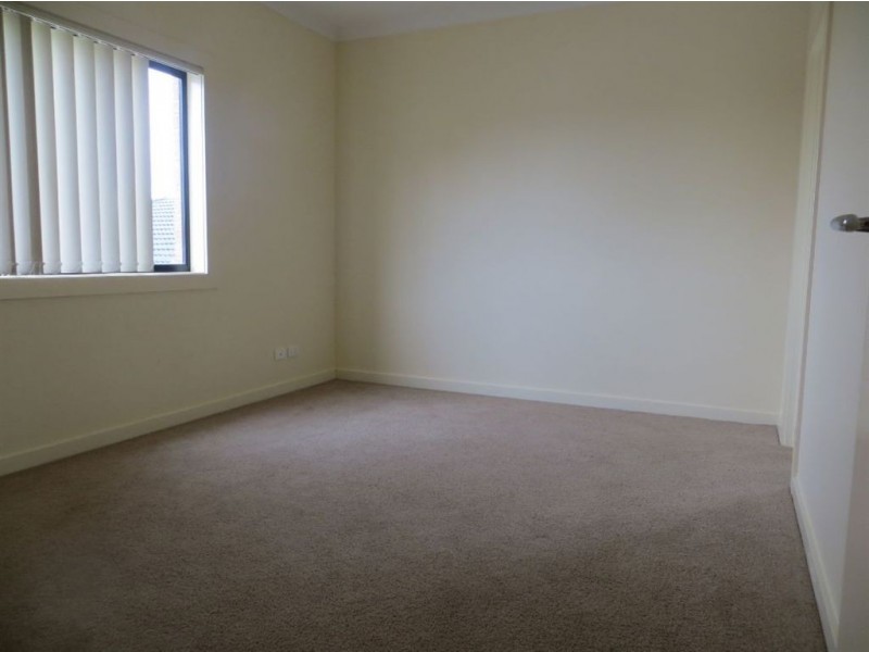 5 Buritta Court, Drouin VIC 3818