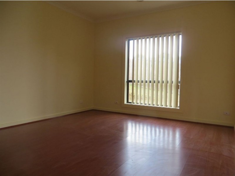 5 Buritta Court, Drouin VIC 3818