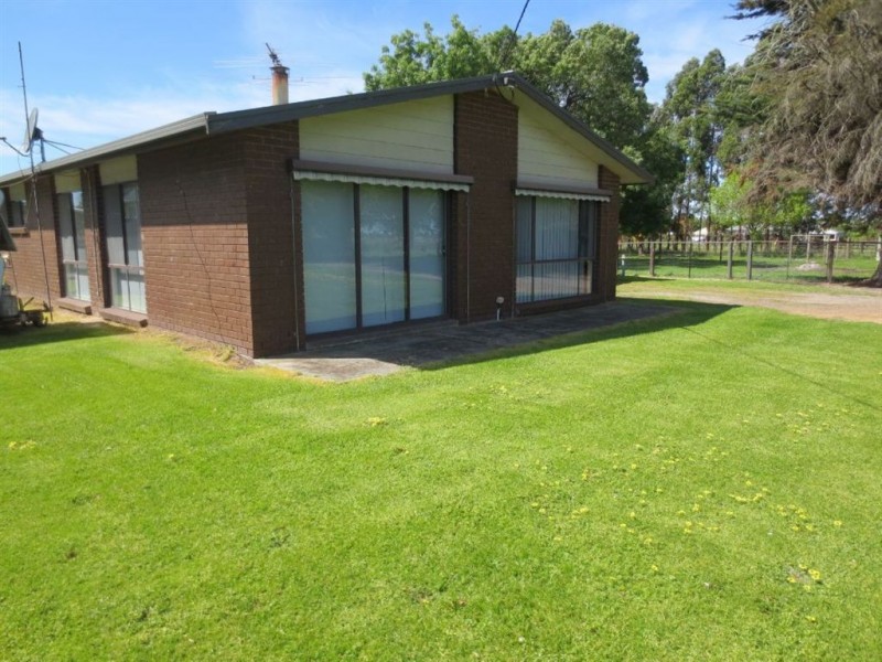 120 Corduroy Road, Longwarry VIC 3816