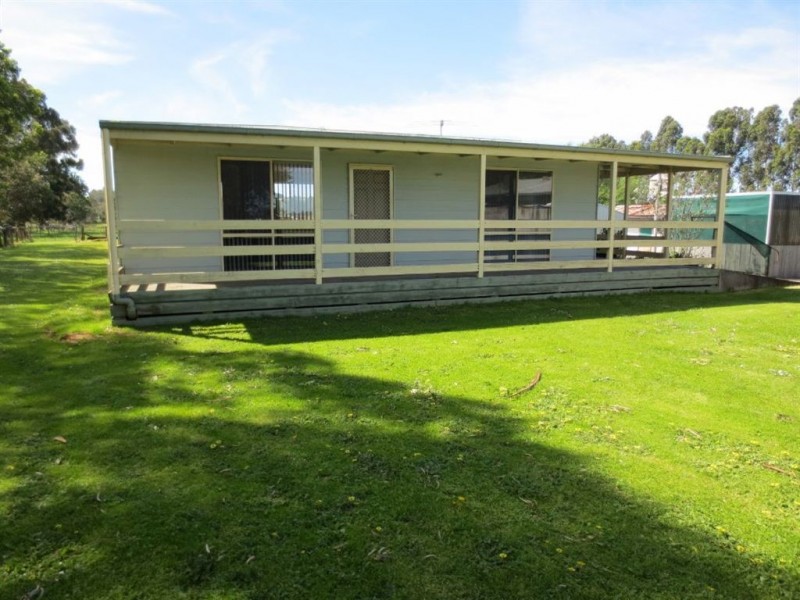 120 Corduroy Road, Longwarry VIC 3816