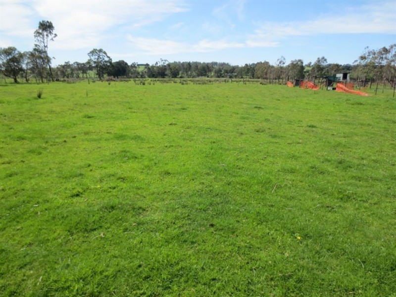 120 Corduroy Road, Longwarry VIC 3816
