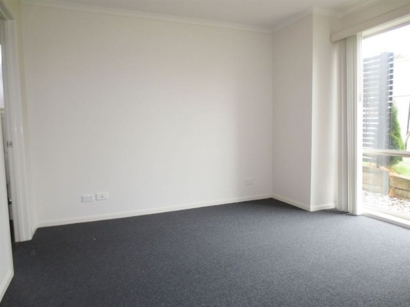 1 Vivian Court, Drouin VIC 3818