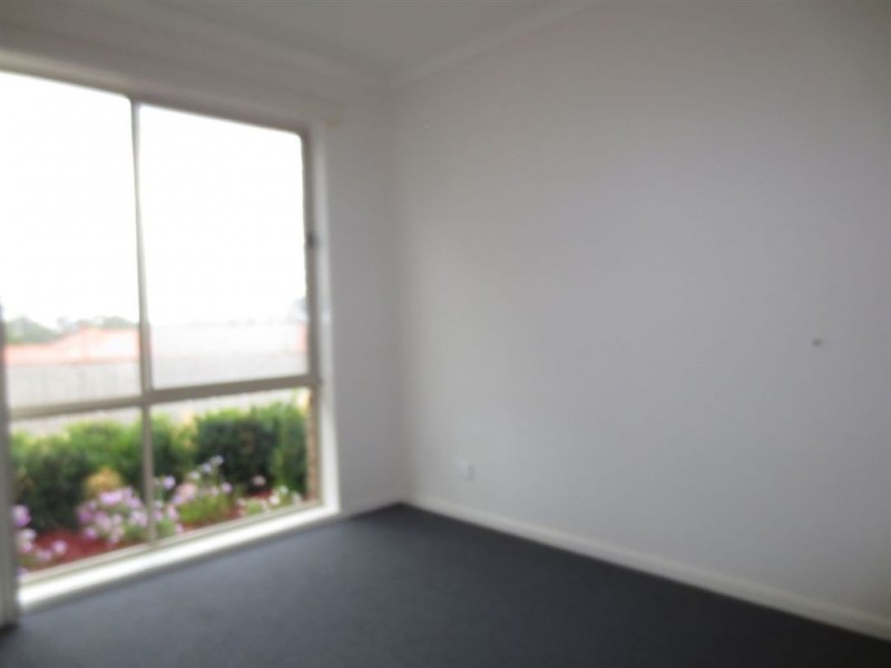 1 Vivian Court, Drouin VIC 3818