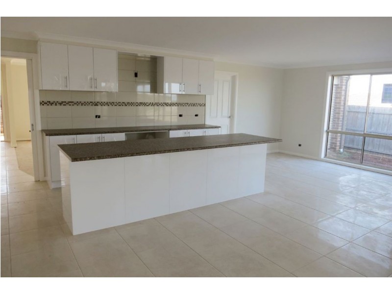 20 Kensington Square, Drouin VIC 3818