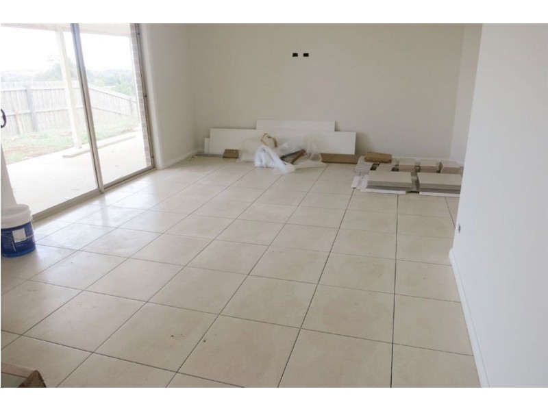 20 Kensington Square, Drouin VIC 3818