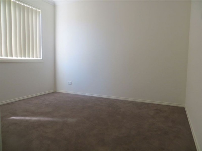 48 Summerhill Boulevard, Drouin VIC 3818