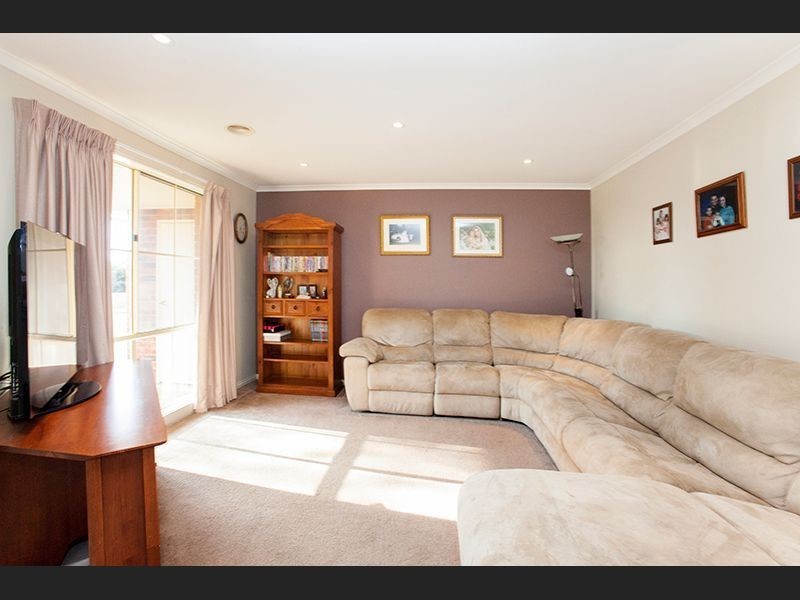 14 Wolff Street, Drouin VIC 3818