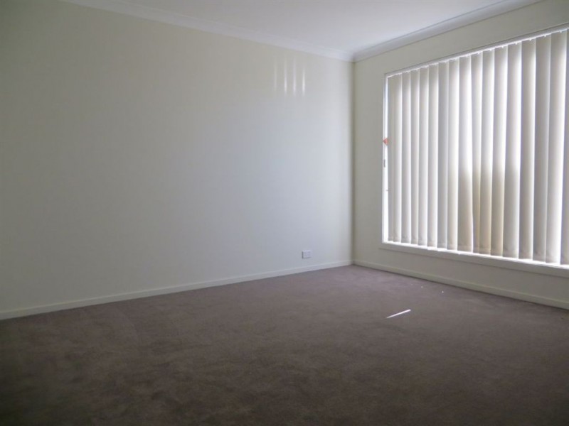 4 Arwon Street, Drouin VIC 3818