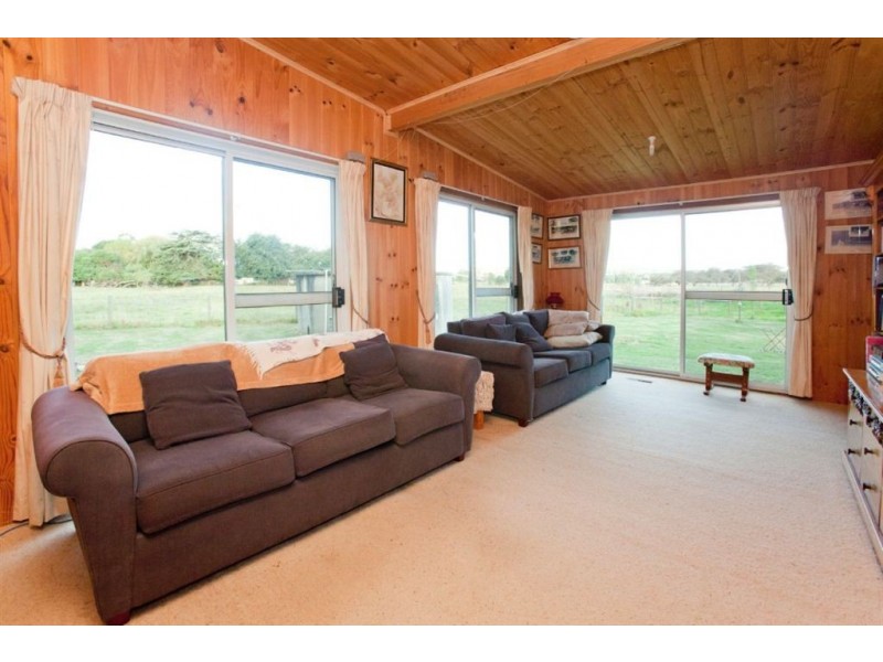 252 Princes Way, Longwarry North VIC 3816