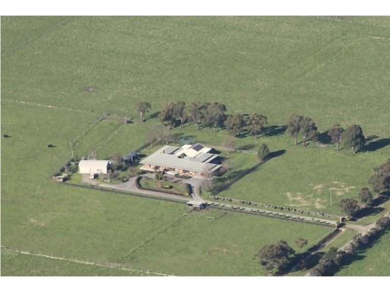 41 Berry Lane, Bunyip VIC 3815