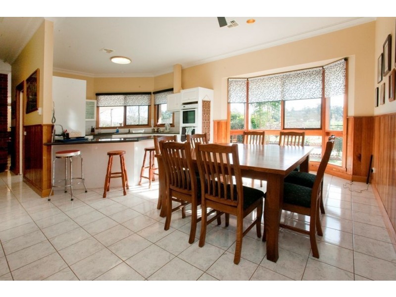 41 Berry Lane, Bunyip VIC 3815