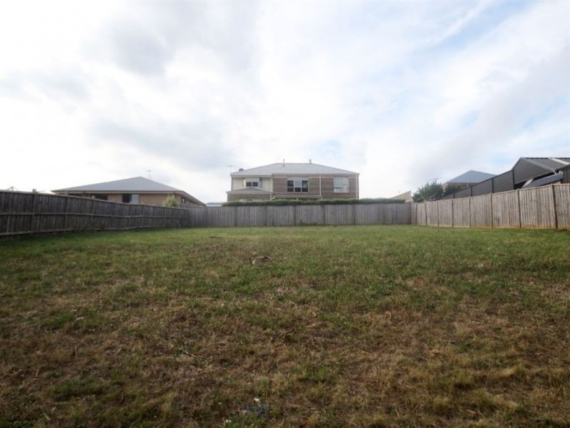 119 McNeilly Road, Drouin VIC 3818
