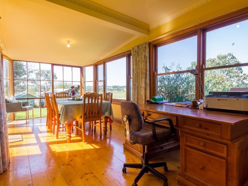 111 Shillinglaw Road, Drouin VIC 3818