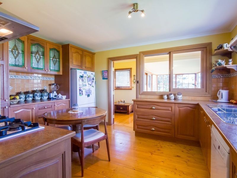 111 Shillinglaw Road, Drouin VIC 3818