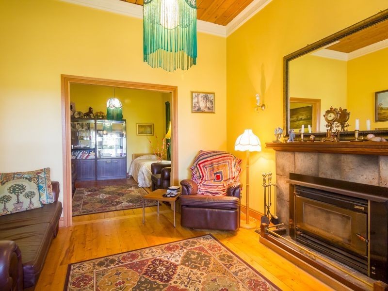 111 Shillinglaw Road, Drouin VIC 3818