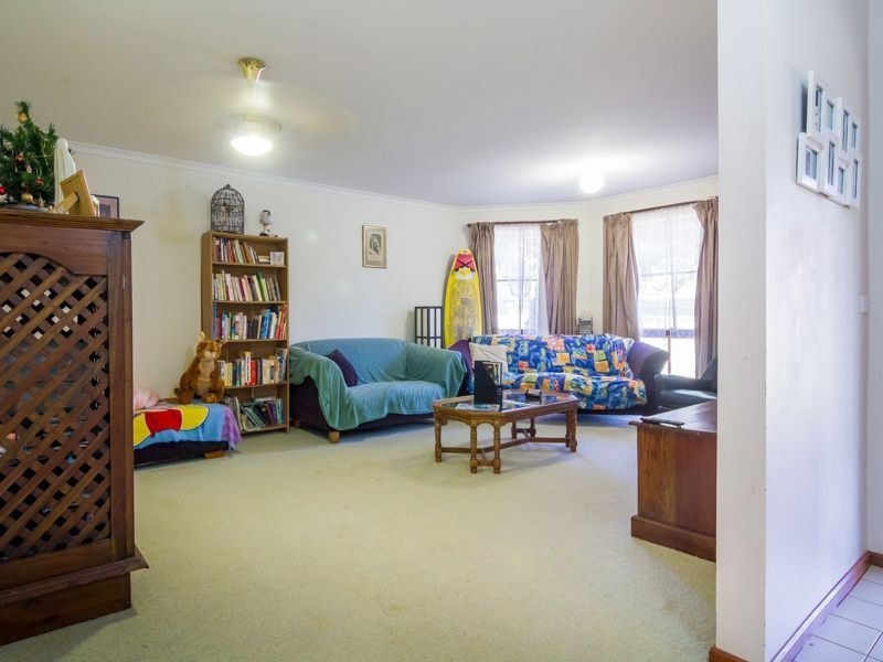 32 Calway Street, Drouin VIC 3818