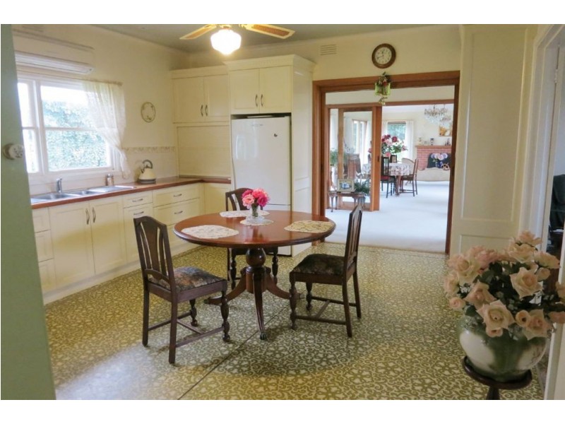 270 Gardner and Holman Road, Drouin VIC 3818