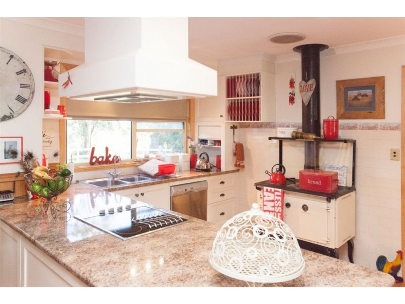 200 Torwood Topiram Road, Hallora VIC 3818