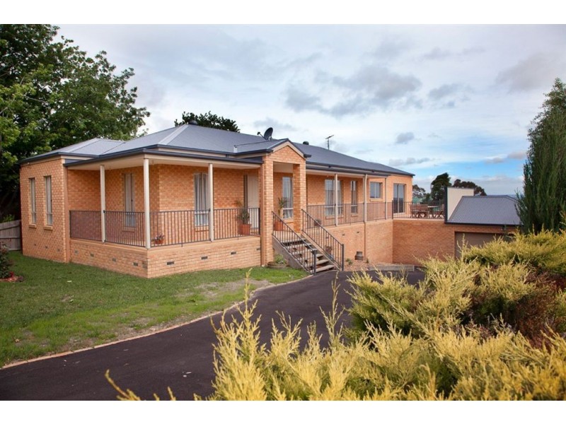17 Archer Road, Garfield VIC 3814