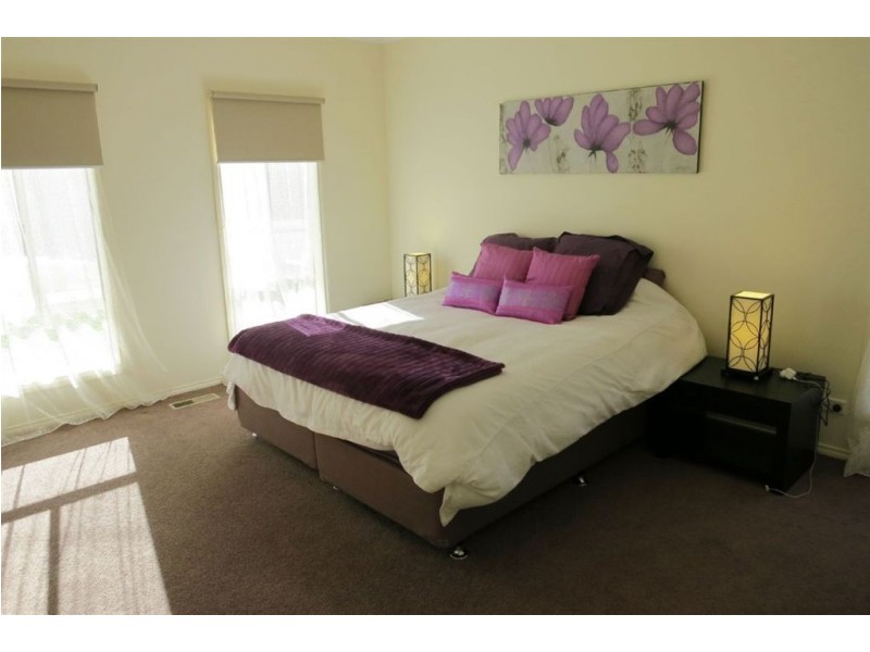 17 Archer Road, Garfield VIC 3814