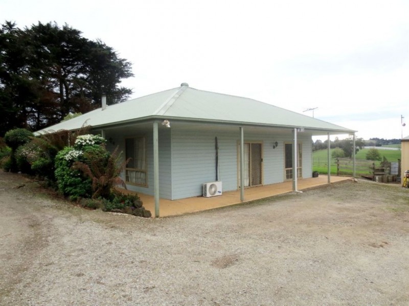 51 Hawkey Road, Drouin VIC 3818