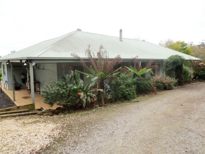 51 Hawkey Road, Drouin VIC 3818