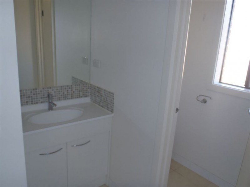 7 Lawson Road, Drouin VIC 3818