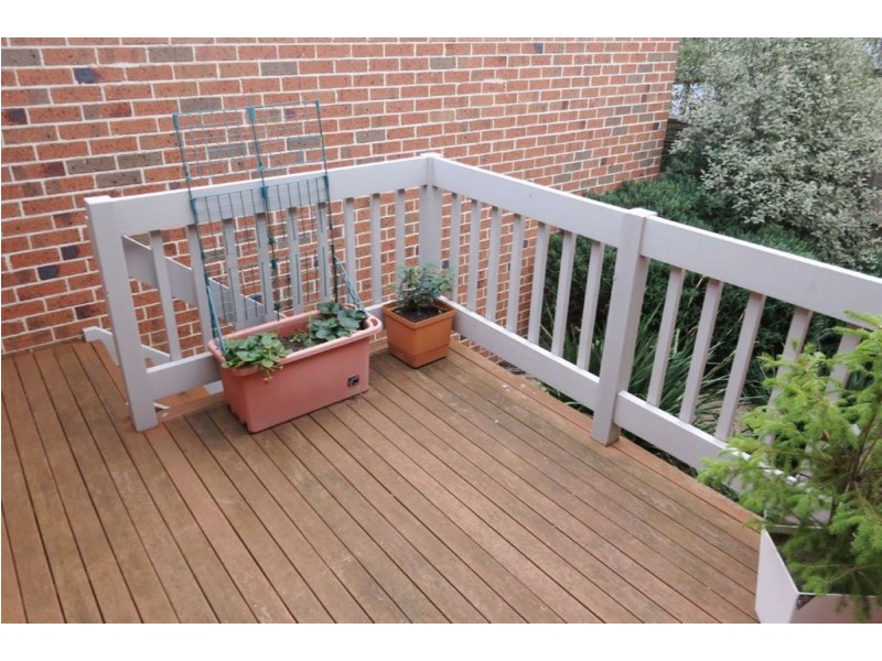 1/14-15 Janine Court, Drouin VIC 3818
