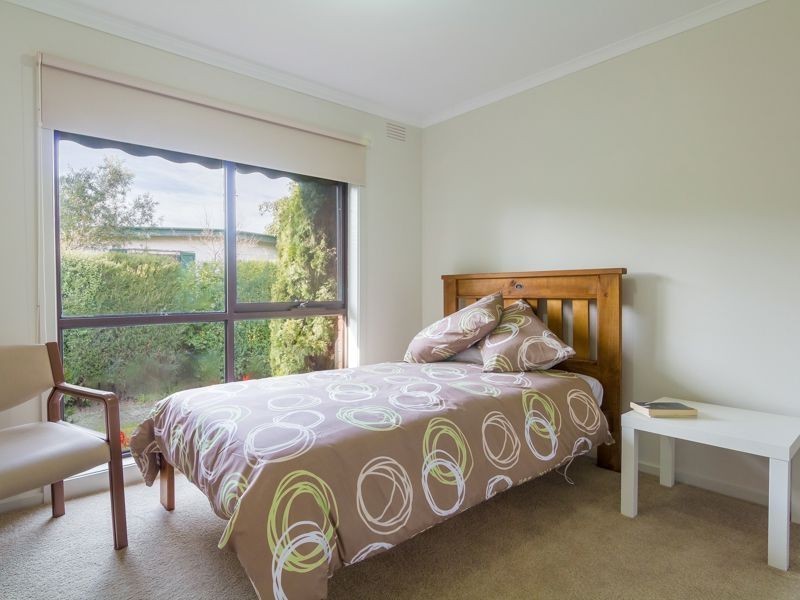 47 Railway Avenue, Bunyip VIC 3815