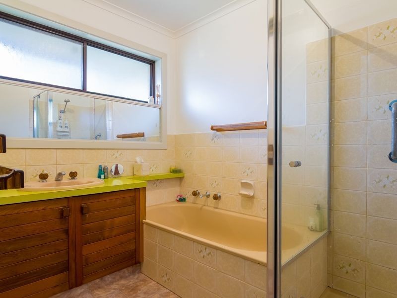 47 Railway Avenue, Bunyip VIC 3815