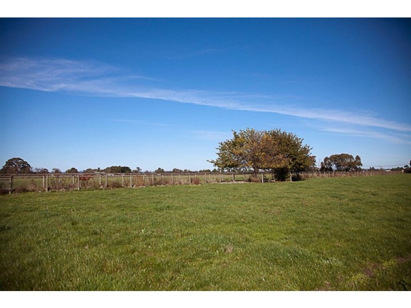 30 Evans Road, Bunyip VIC 3815