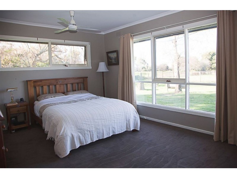 30 Evans Road, Bunyip VIC 3815