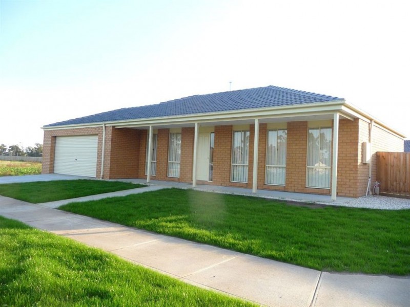 13 Stockman Way, Longwarry VIC 3816