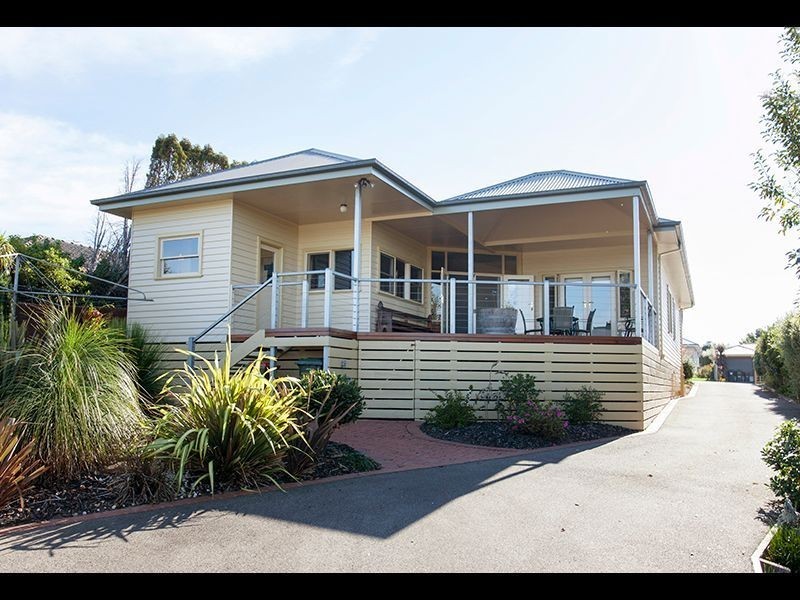 22 Buln Buln Road, Drouin VIC 3818