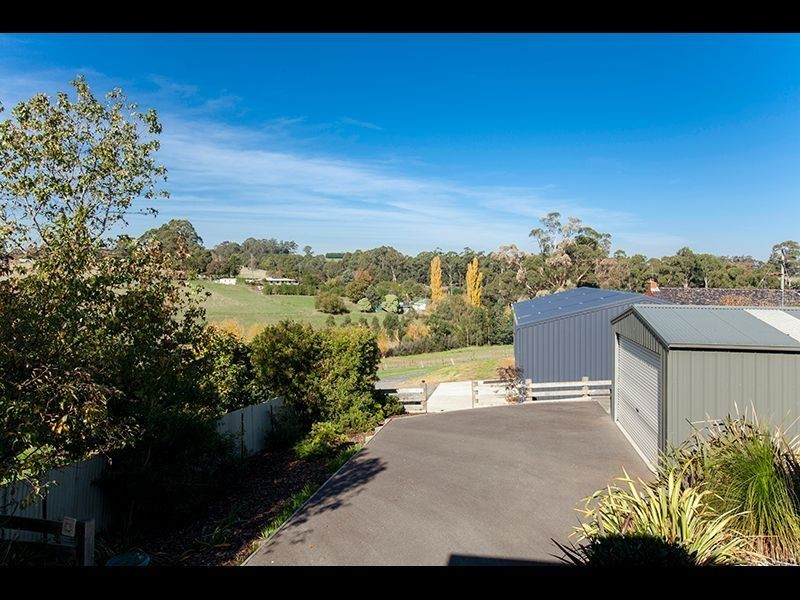 22 Buln Buln Road, Drouin VIC 3818