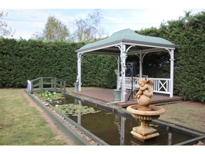 580 Little Road, Iona VIC 3815