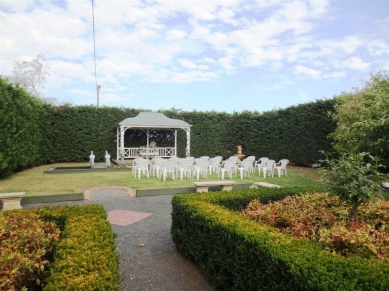 580 Little Road, Iona VIC 3815