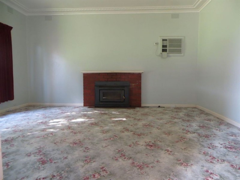 220 Lang Lang Road, Hallora VIC 3818