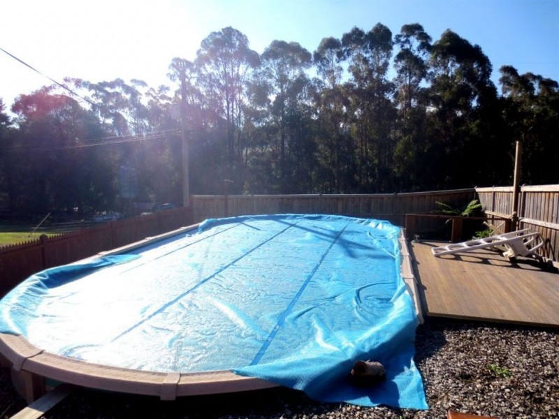 837 Jacksons Track, Jindivick VIC 3818
