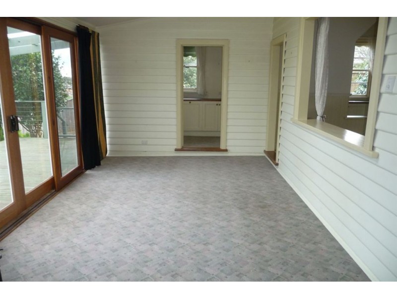 8 Valley Vista Drive, Warragul VIC 3820