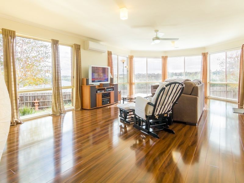 17 Janine Court, Drouin VIC 3818